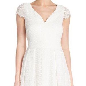 Beautiful ivory lace Ivan's Trump dress